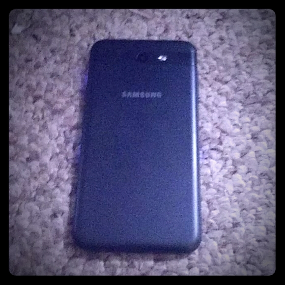 Phone - Picture 1 of 3